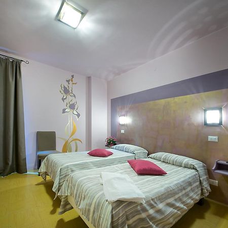 Hotel Dell' Olmo Ormea Bagian luar foto